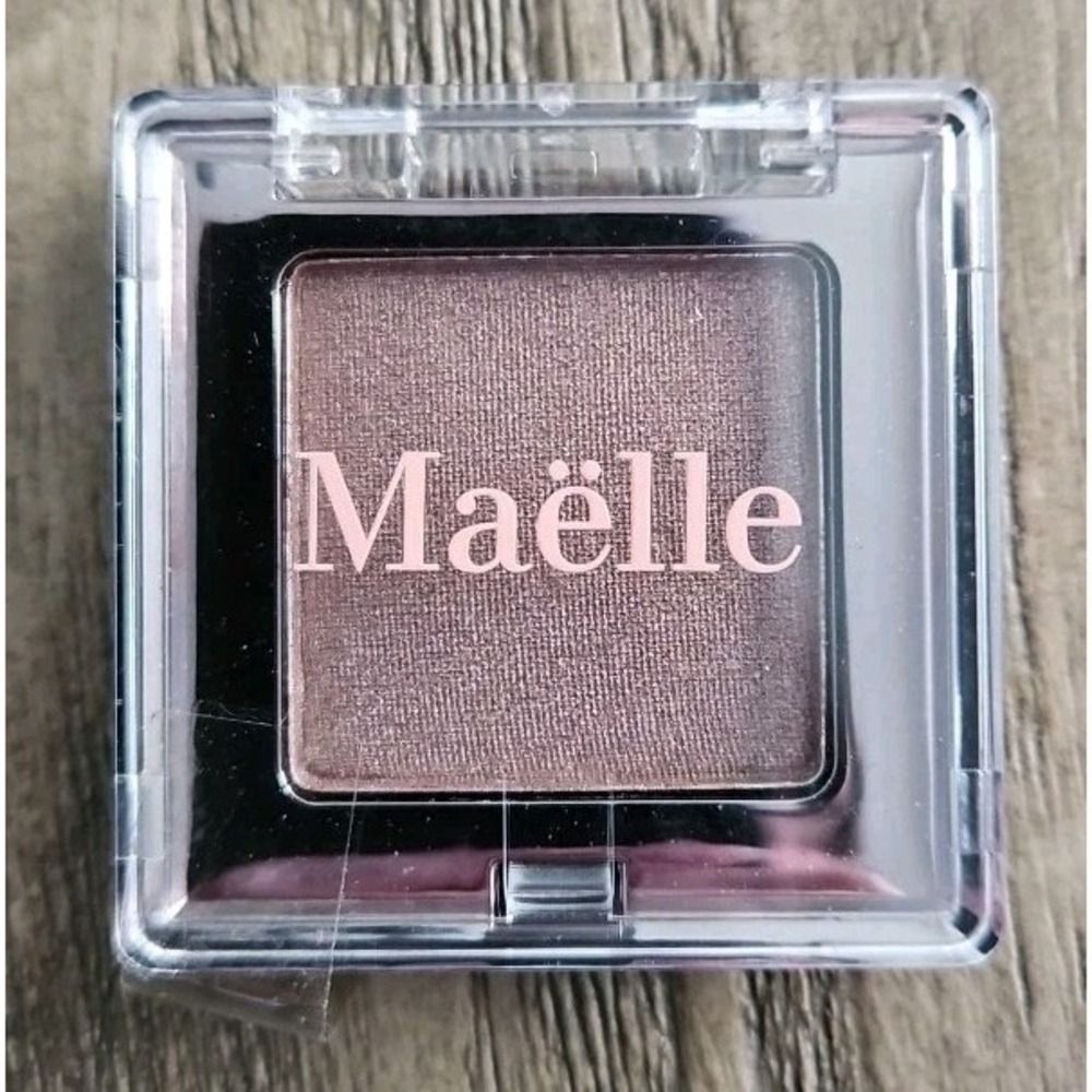 Maelle Beauty in QUARTZ Eyeshadow  0.056 oz Travel Size NEW from IPSY